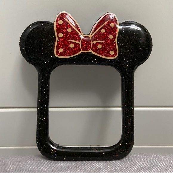 minnie mouse fitbit